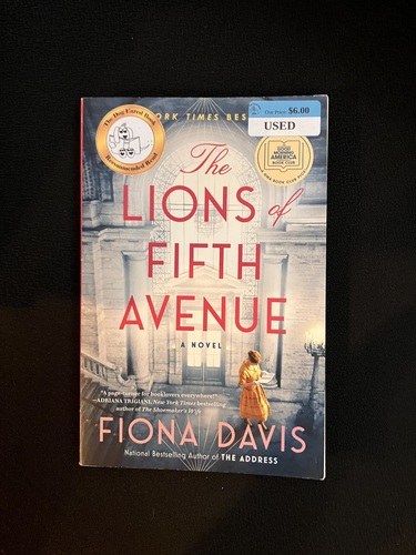 The Lions of Fifth Avenue 