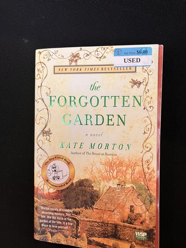 The Forgotten Garden 