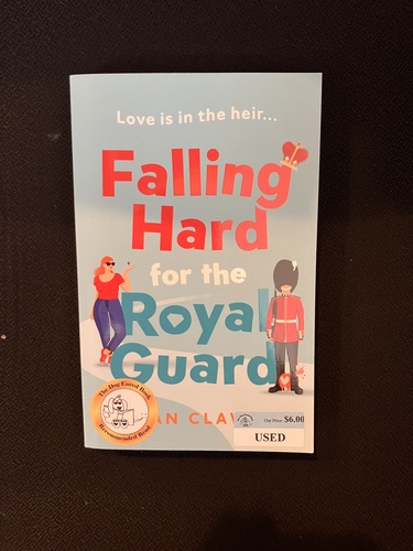 Falling Hard for the Royal Guard 