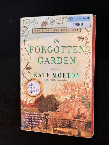 The Forgotten Garden 